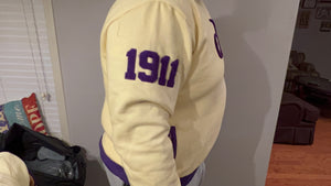 OWT Qream Crewneck